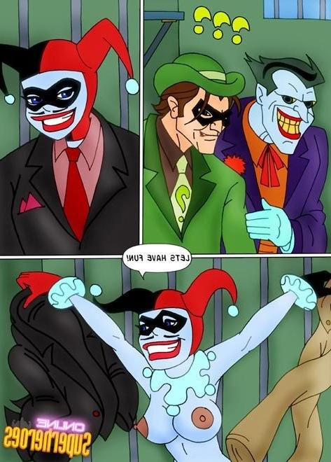 12P Harley Quinn blows and gets gooey sperm