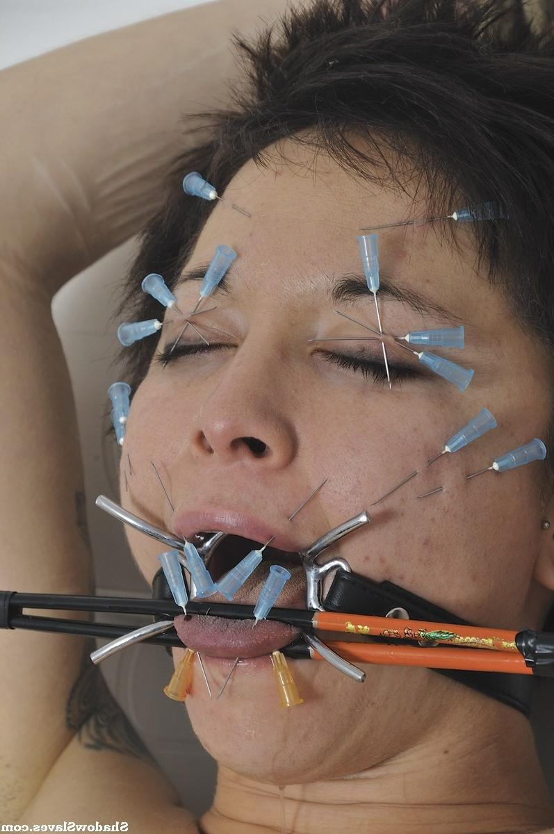 15P Polynese slave Mei Mara in facial needle torture and medical fet