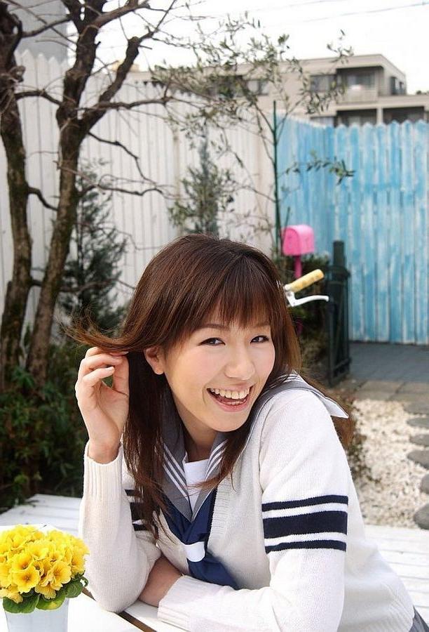 15P Sweet japanese schoolgirl Towa Aino shows her tits