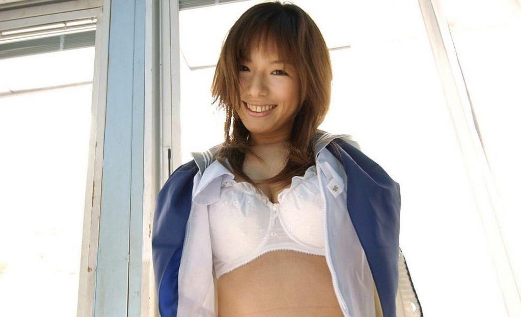 15P Sweet japanese schoolgirl Towa Aino shows her tits