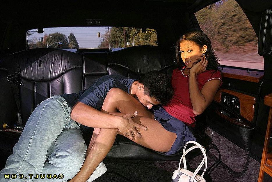 20P Crazy little asian babe really likes fuckin