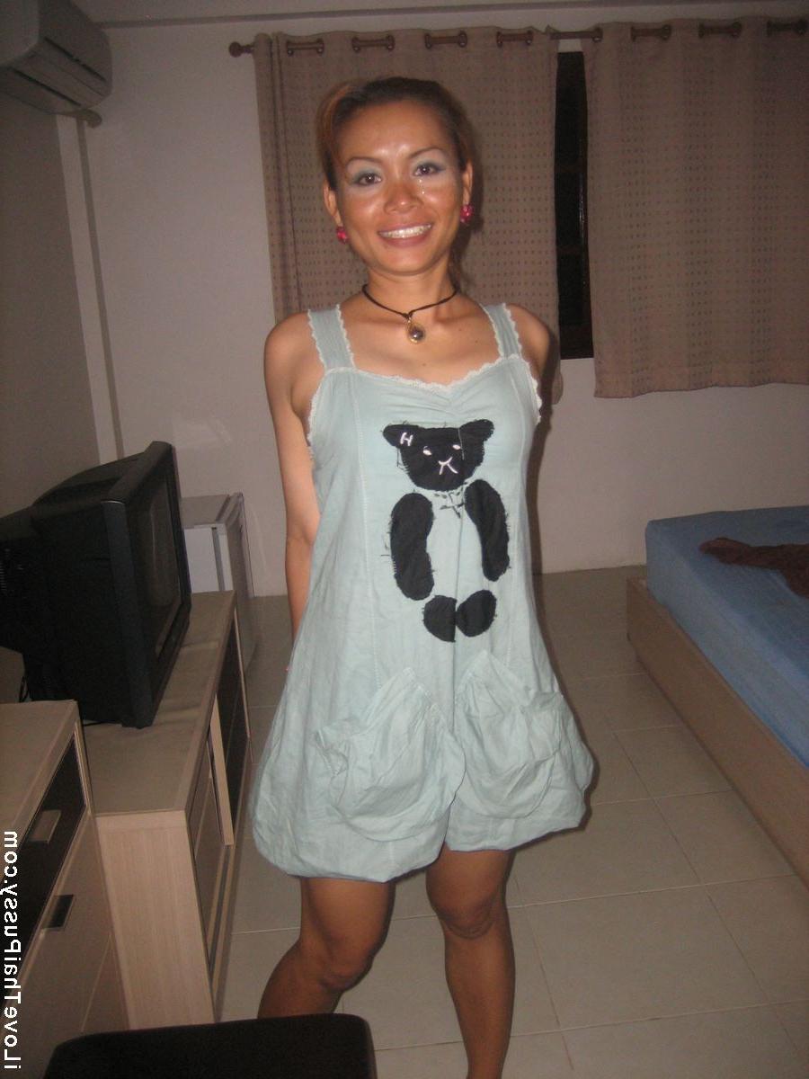 15P Drunk Milf Hooker Fucked Bareback By A Crazy Swedish Sex Tourist