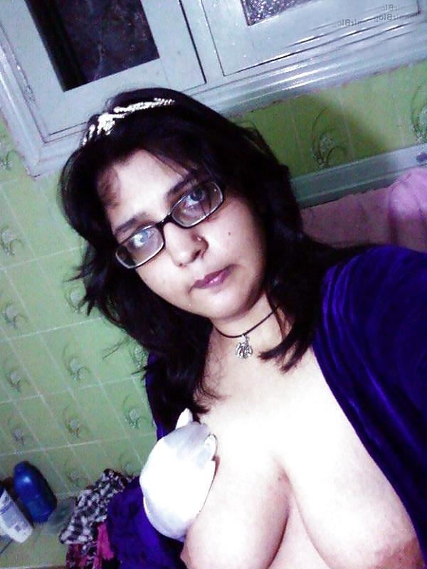 24P Sexy hot indian