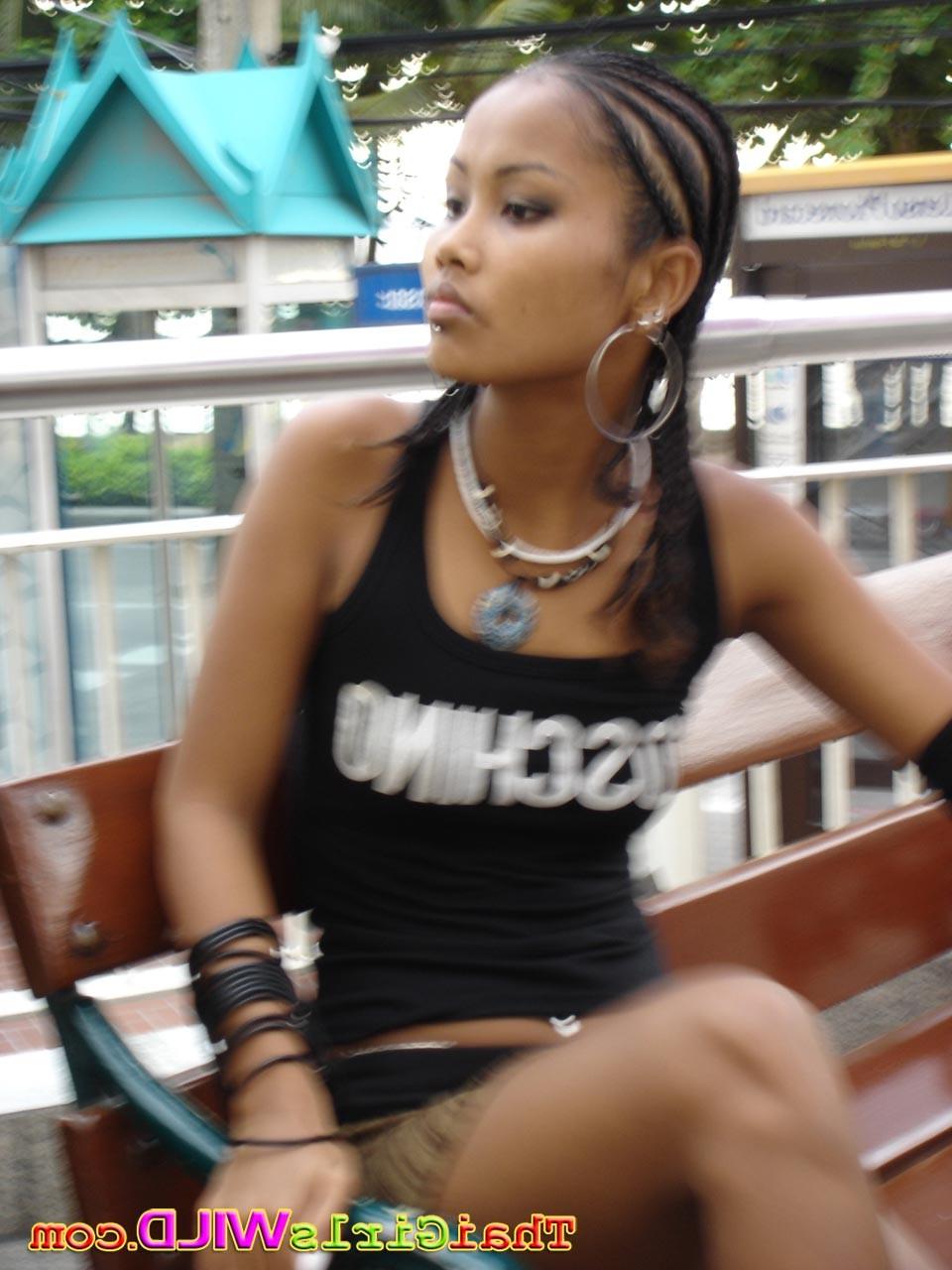 12P Naughty Thai Girlfriends Caught On Camera By Tourist Boyfriends