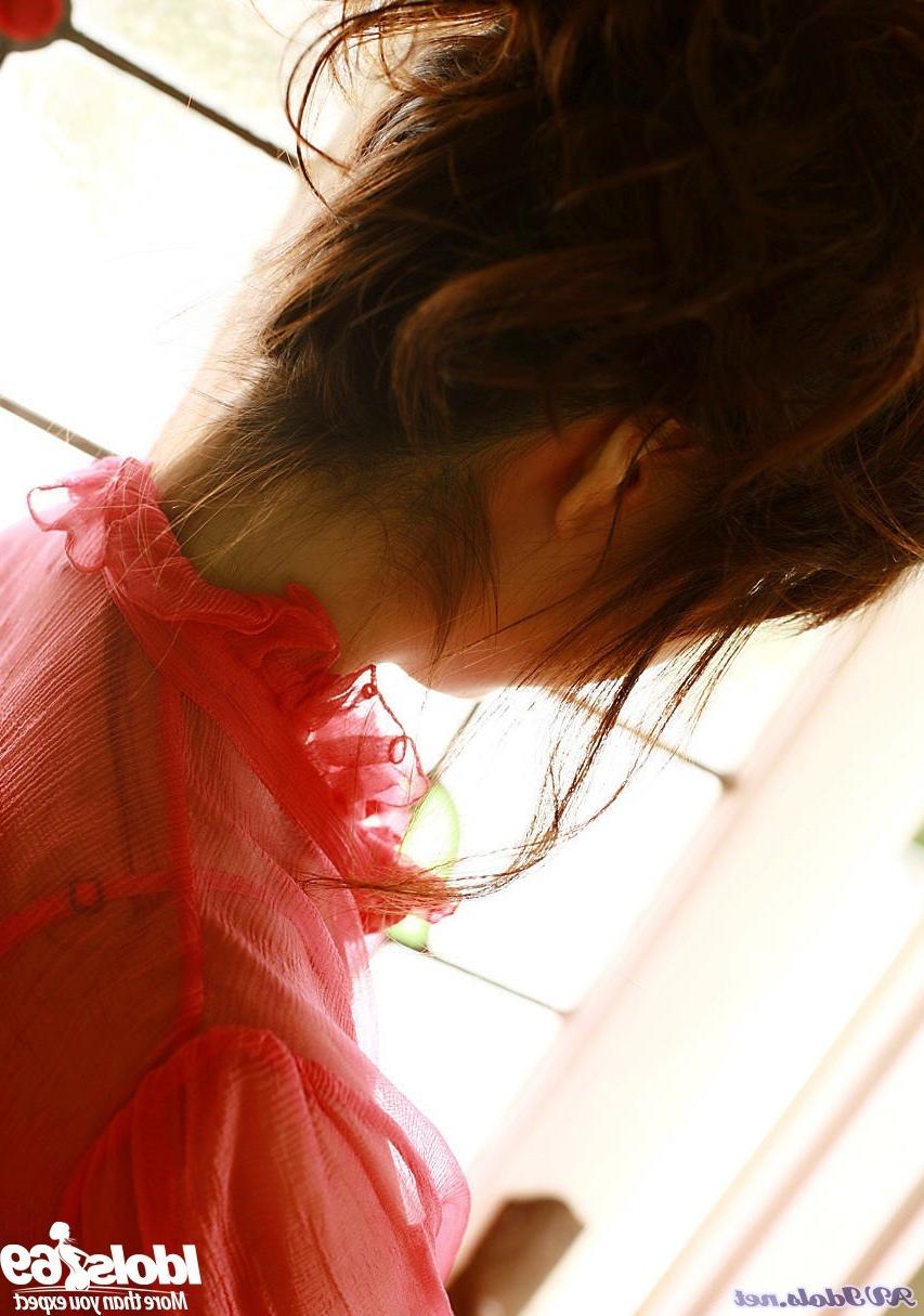 15P Petite japanese av idol poses in sexy panties