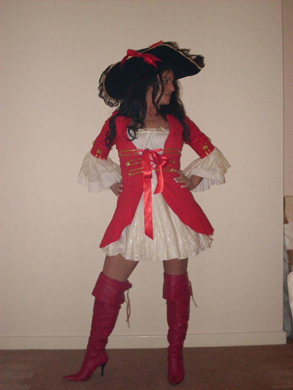 25P Scottish Amateur Slutty Wife