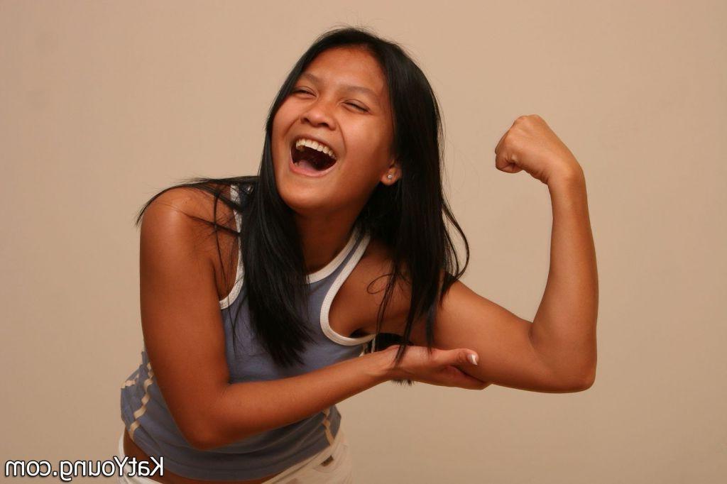 16P Kat Young :: Asian cutie Kate doing morning exercises and stripping