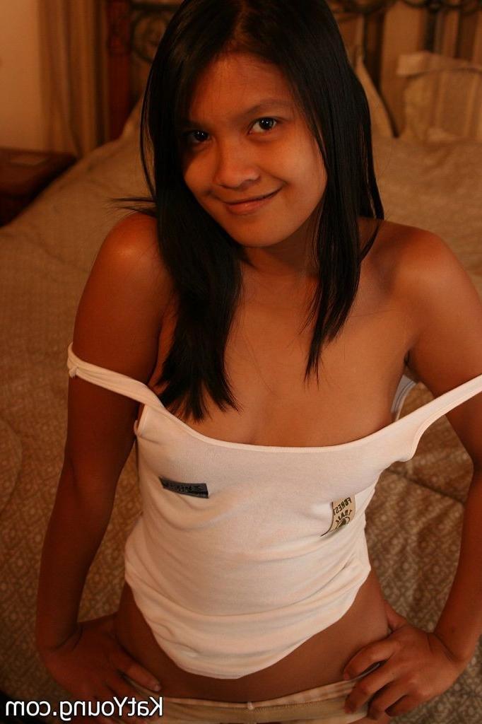 16P ::: Kat Young ::: Pretty asian babe showing perky tits and shaved pussy