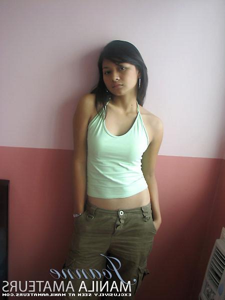 15P naughty filipina honey exposes her perky tits