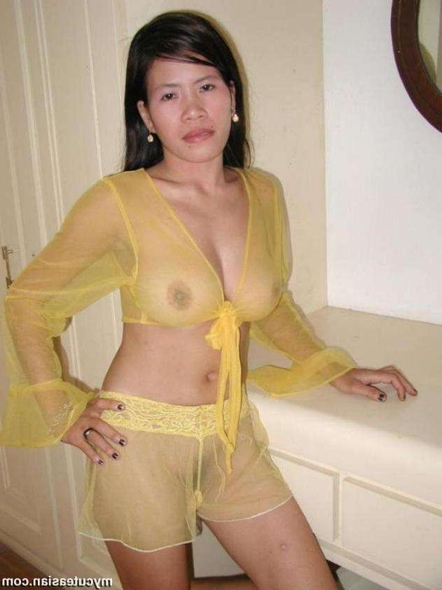 16P Asian amateur wife fingers her trimmed pussy