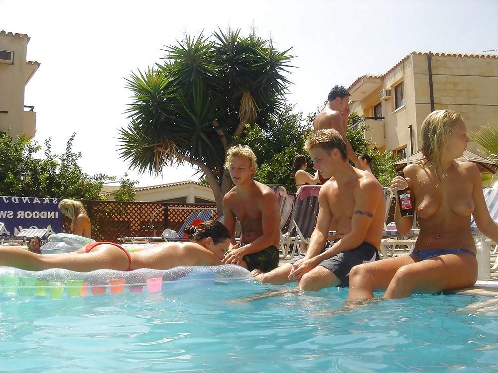 24P More Spring Break Naughtiness