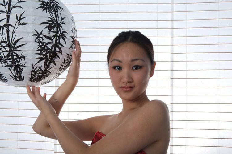 16P Young asian slut craves for a hard massive schlong