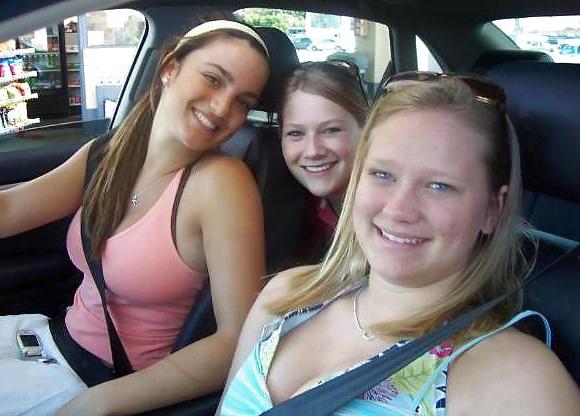 25P Seatbelt Boobs