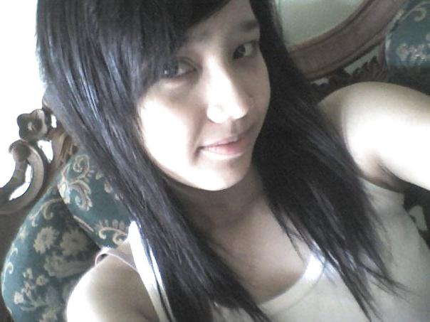 17P My Wife Pussy an Indonesian Pussy