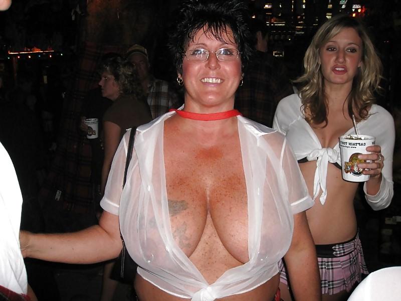 18P Big Boobs Mature