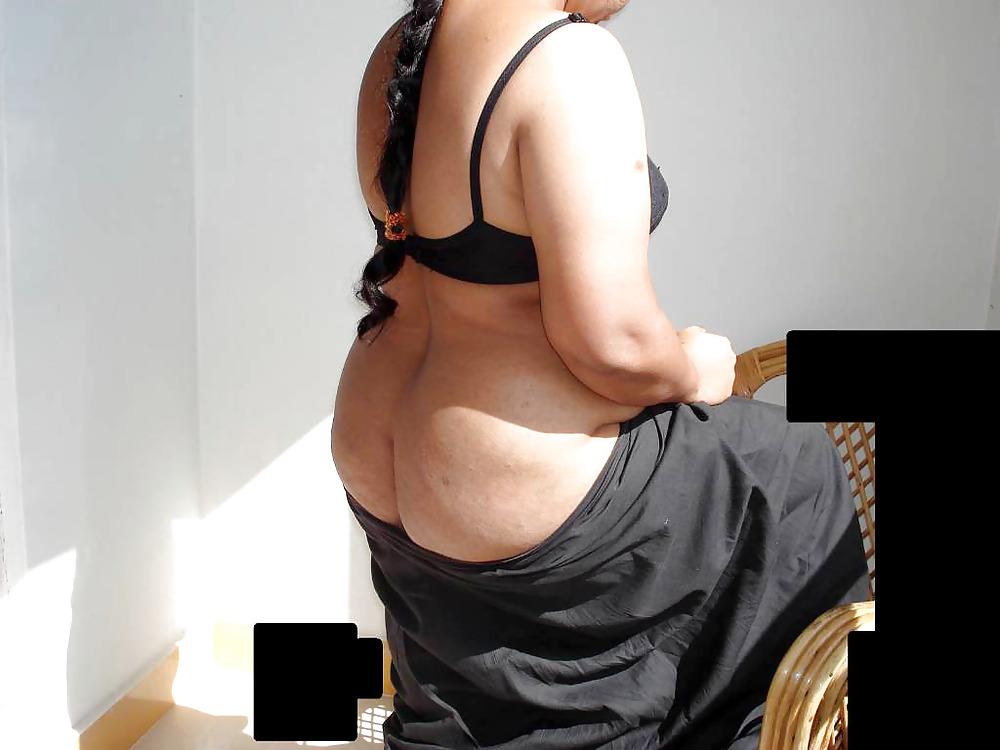 25P Indian girl's ass collections. vol 3