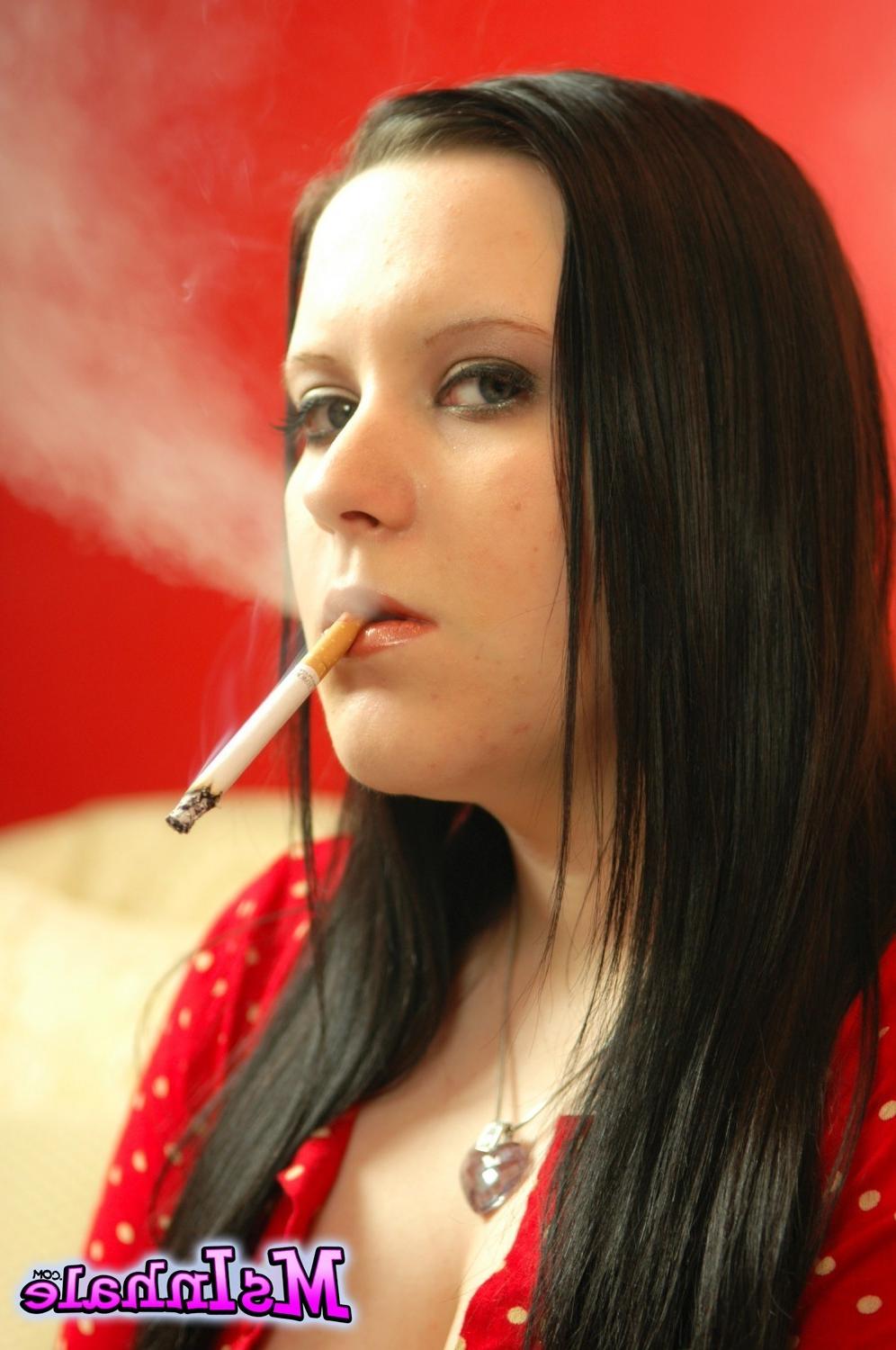 15P Smoking fetish slut MsInhale smoking Richmond cigarettes
