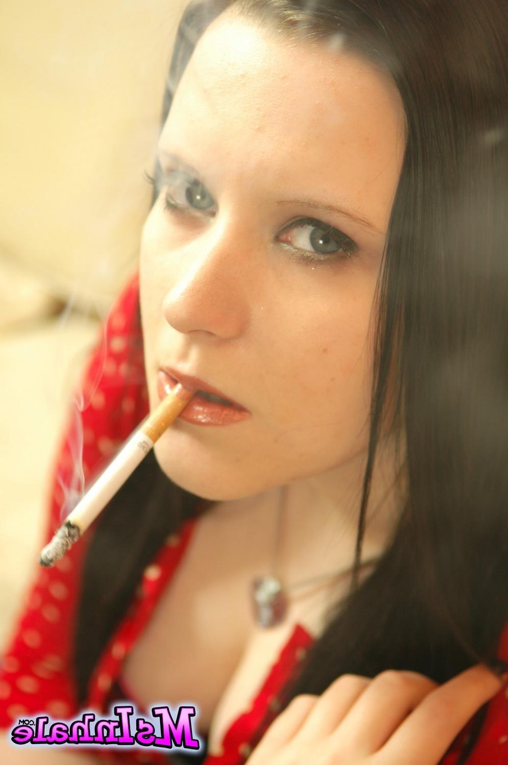 15P Smoking fetish slut MsInhale smoking Richmond cigarettes