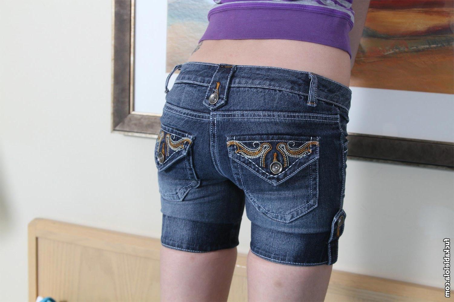 16P Skinny teen with small boobs in shorts
