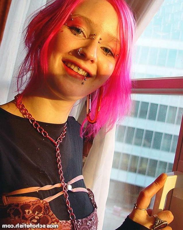 16P Crazy pink haired hottie Masscha exposing her hot pierced nipples
