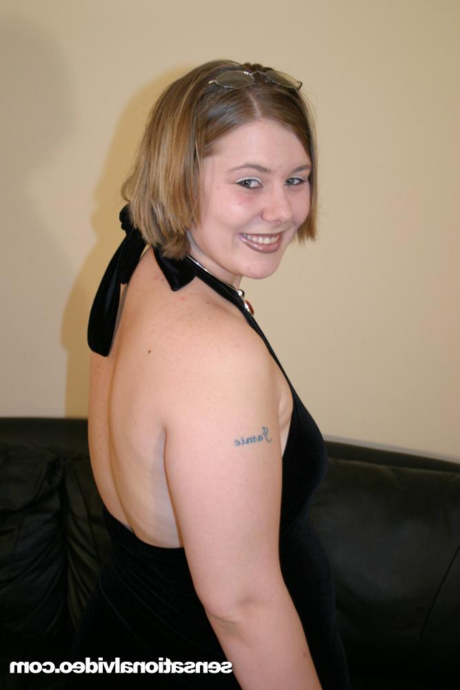 16P Isis get a mouthful of cock stuffin in between her legs and her juicy tender mou