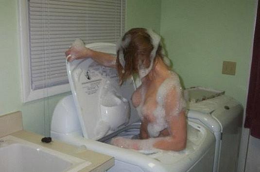 12P masturbating in washer