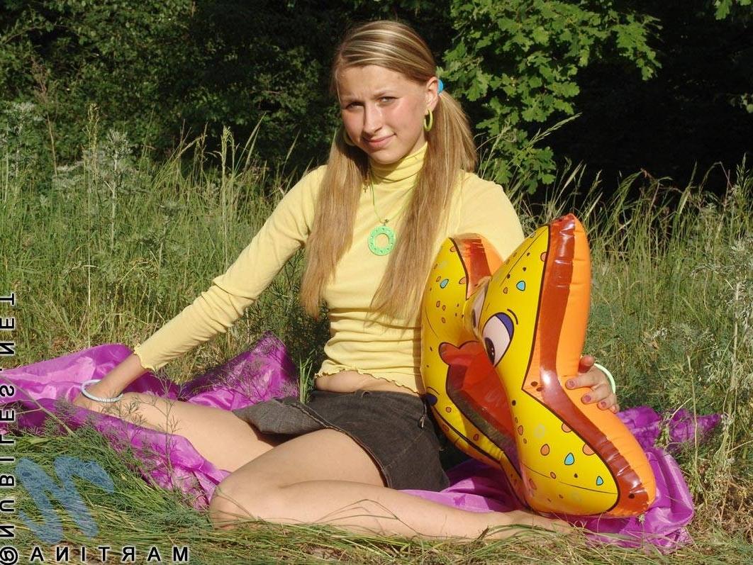 15P Petite teens tiny boobies outdoors
