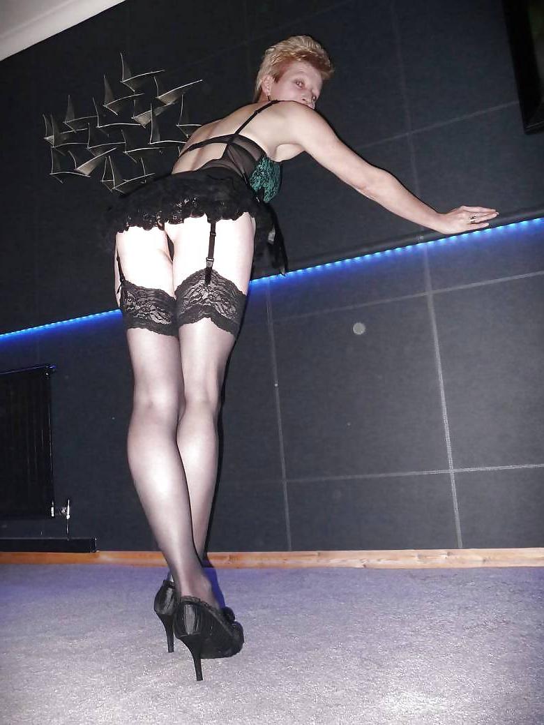 25P Mature milf 1