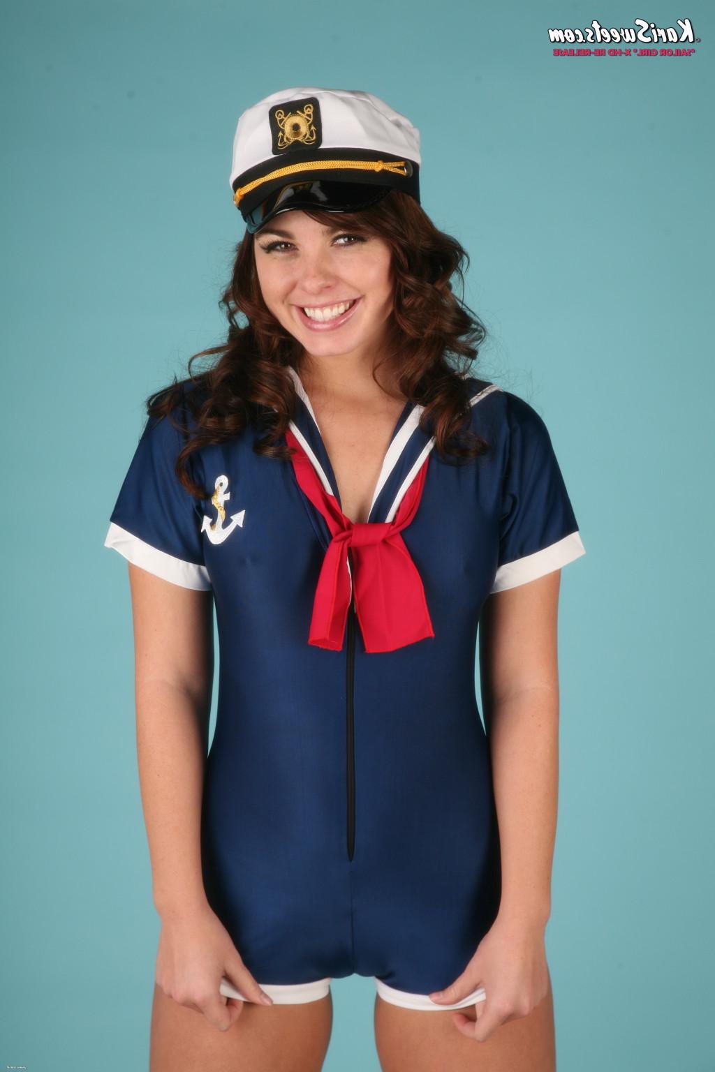 18P Teen sailor cosplay