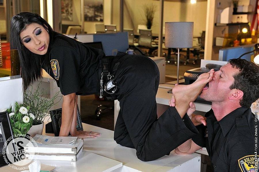16P Miya Stone busty police officer feet fucking her male partner that cums