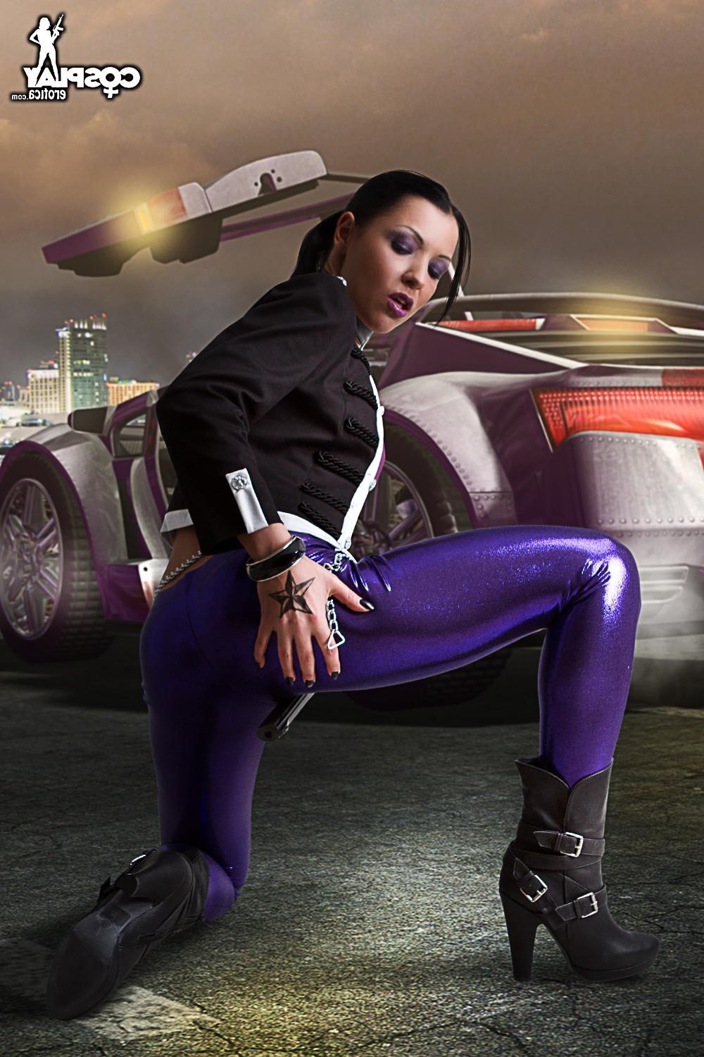 12P Saints Row cosplay