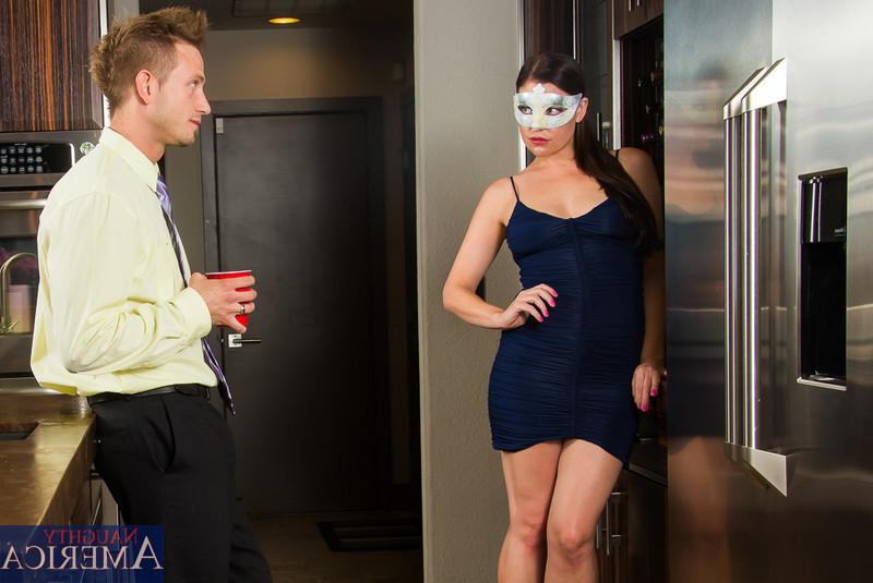 12P Sovereign Syre leads him off to a quiet room in the house and seduces him
