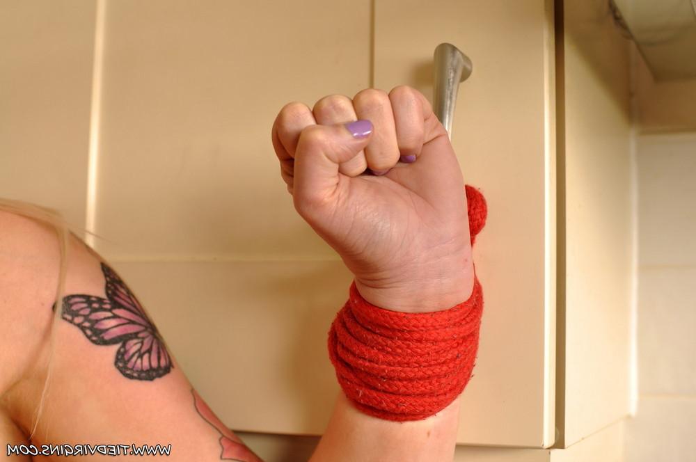 12P Bllonde big boobed bitch Tied Up at Home