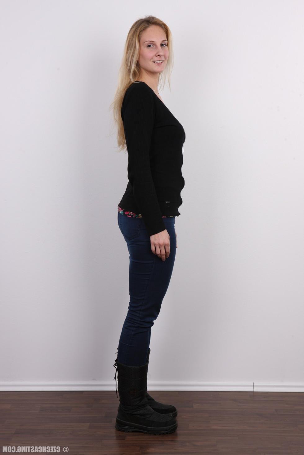 15P Hot wife casting pictures