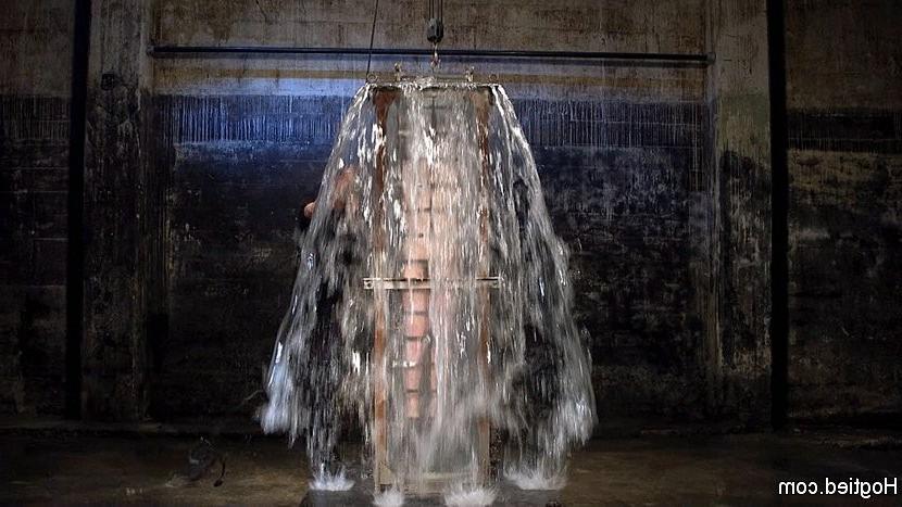 17P Juliette March in tight rope bondage gets a brutal water treatme
