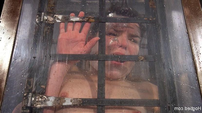 17P Juliette March in tight rope bondage gets a brutal water treatme
