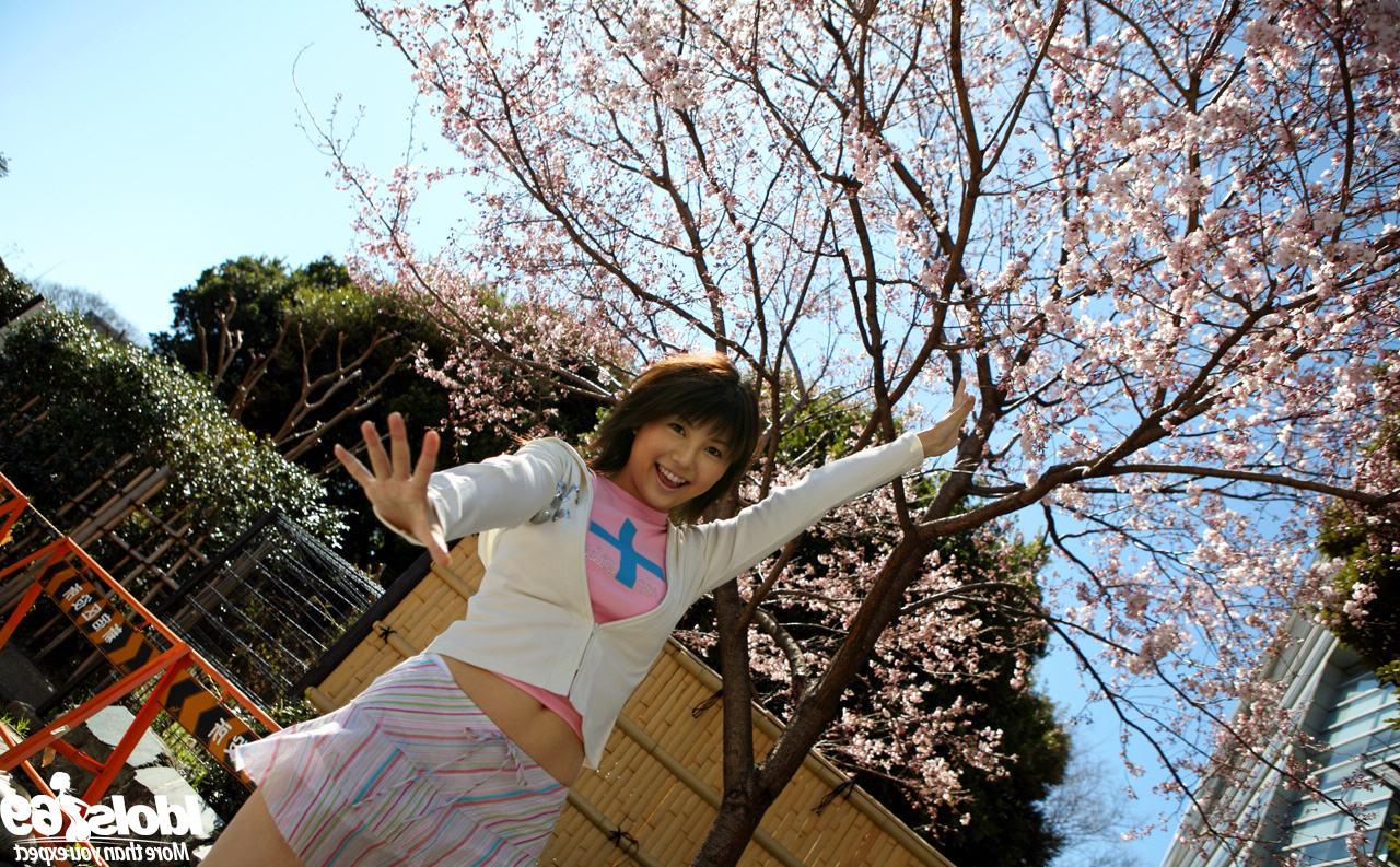 22P Beautiful Babe From Japan
