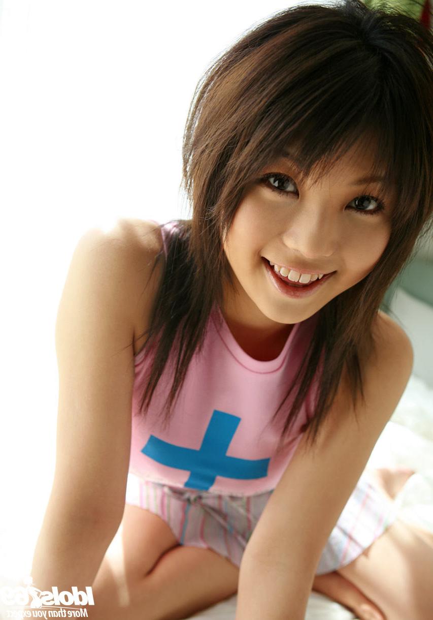 22P Beautiful Babe From Japan