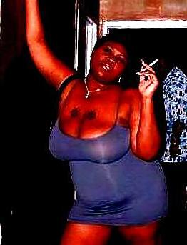 5P BLACK SLUTS SMOKING