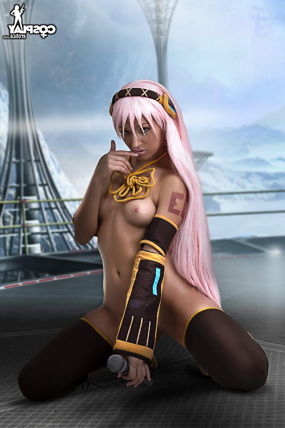 12P Cute teen cosplay
