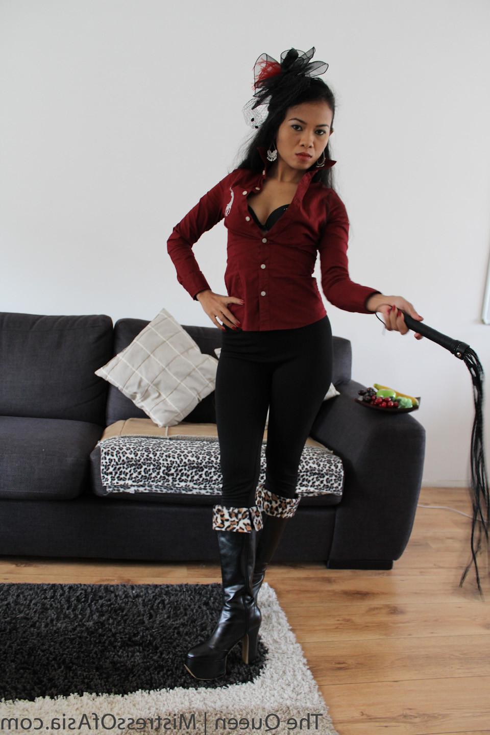 12P Thai mistress ready to beat you