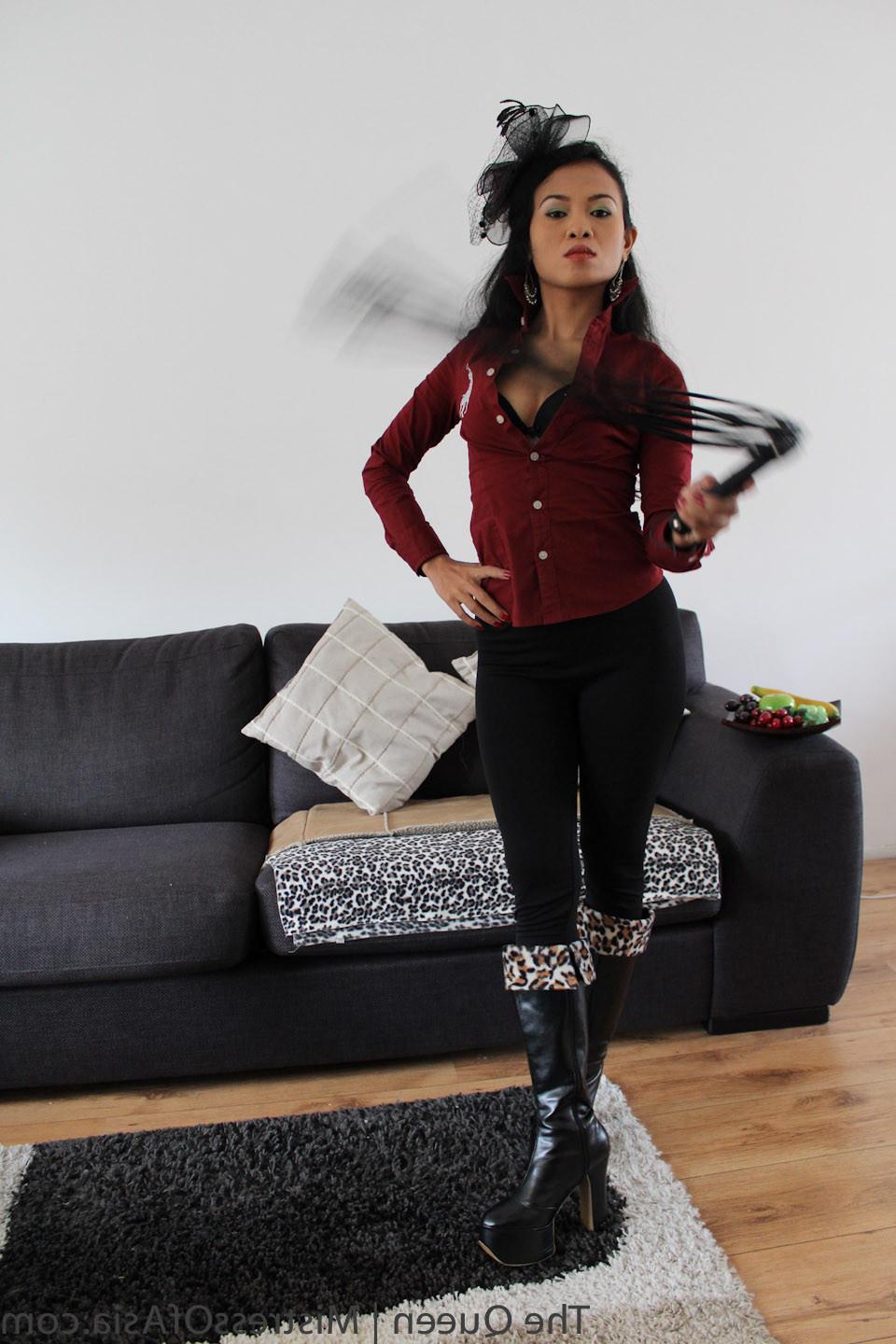 12P Thai mistress ready to beat you