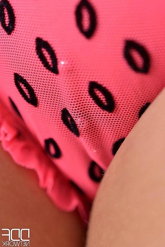 16P Wendy Moon in pink with high heels is feeling horny at home and fingers pussy