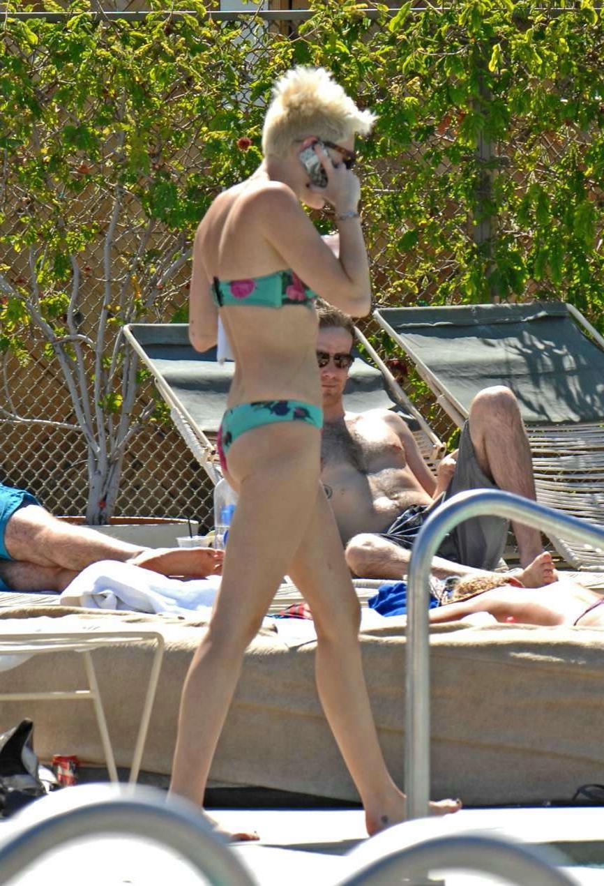 16P Miley Cyrus exposes her nude topless breasts for mag 