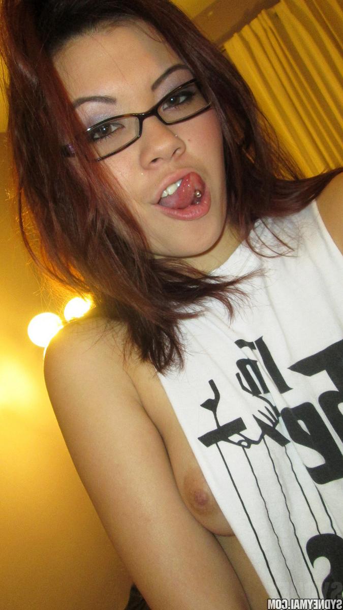 15P Beautiful Sydney Mai teasingly flaunts her remarkably sexy body