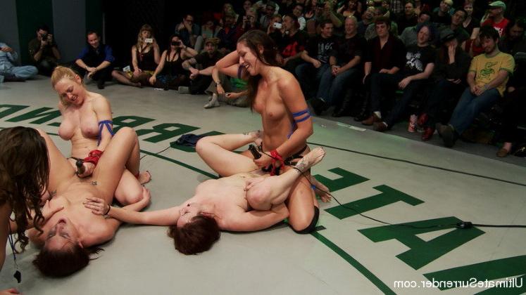 15P A wrestler is thrown into a Boston Crab and fucked with a dick o