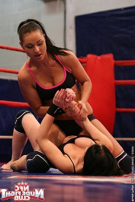 16P Lexy Little lesbian brunette in catfight with dominant Lioness