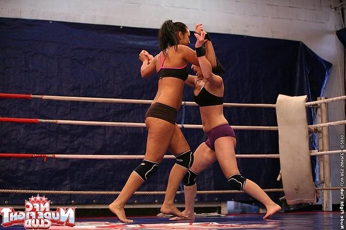 16P Lexy Little lesbian brunette in catfight with dominant Lioness