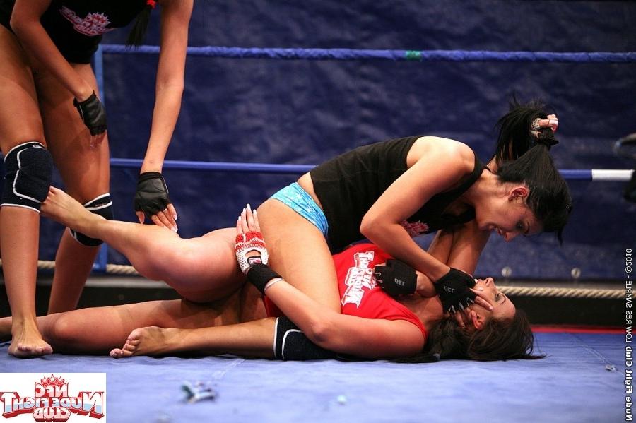 16P Three lesbian brunette babes in sex catfight with strapon fucked