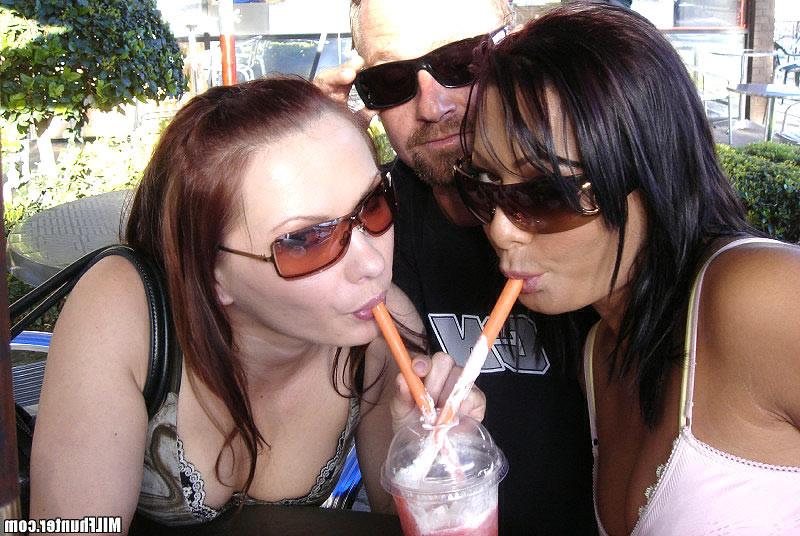17P Carmela loves to go down check out this crazy milf